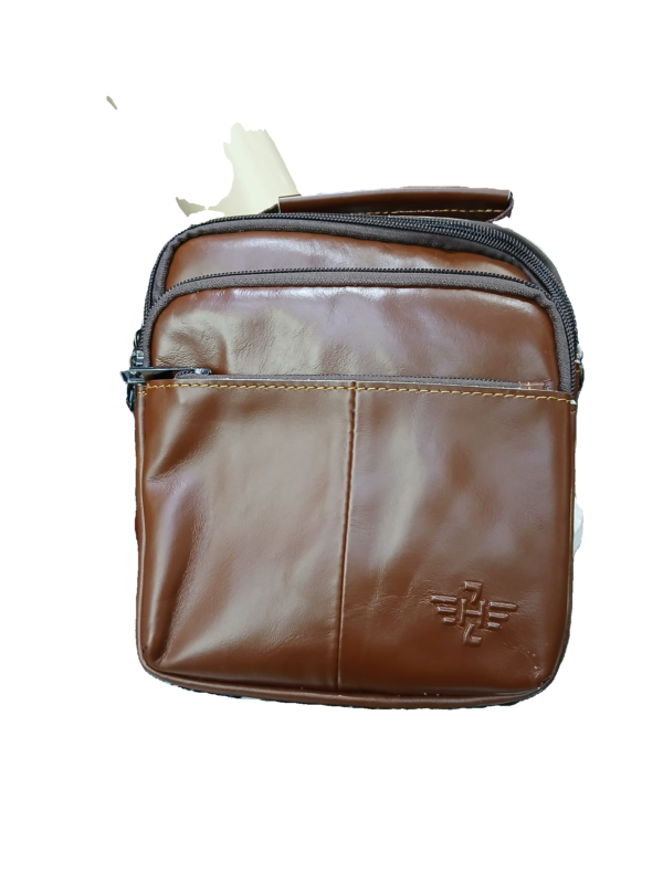 Bolso cuadrado marrón