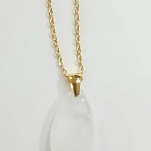 Lágrima de Cuarzo Blanco con cadena 3×2 cm | Acero dorado